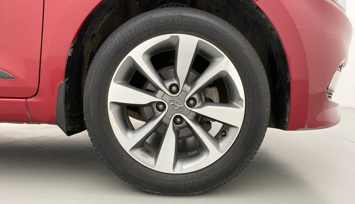 2017 Hyundai Elite i20 ASTA 1.2 (O), Petrol, Manual, 37,884 km, Right Front Wheel