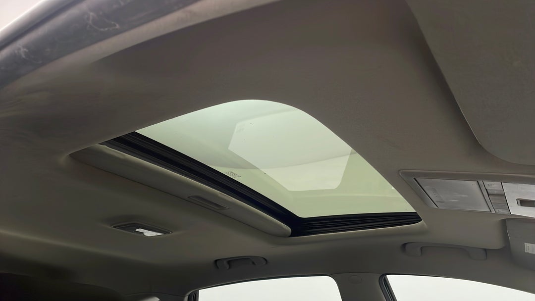Interior Sunroof/Moonroof