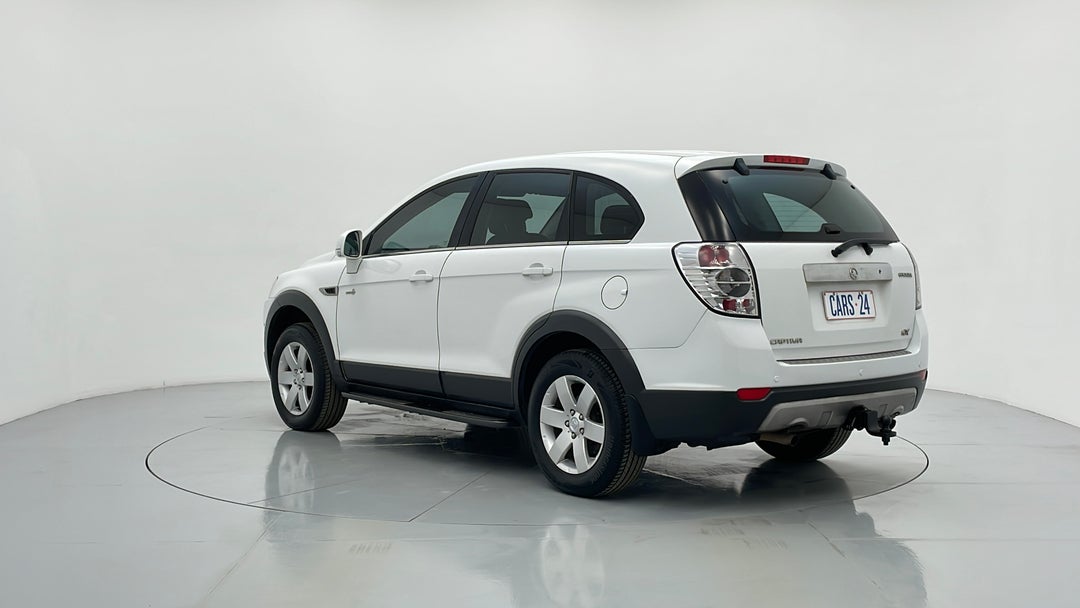 Left Back Diagonal (45- Degree) View