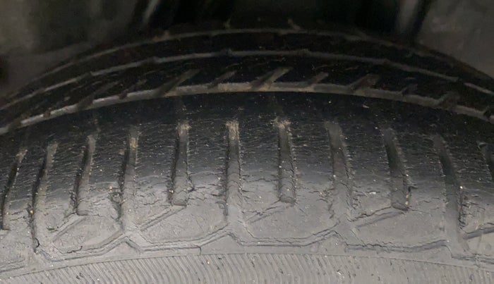 2014 Honda City SV MT PETROL, Petrol, Manual, 40,756 km, Left Rear Tyre Tread