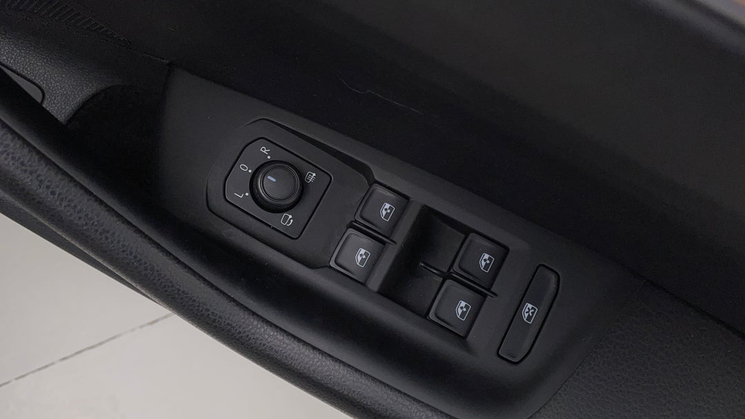 Drivers Side Door Panel Controls