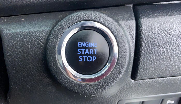 2020 Toyota Fortuner 2.8 4x2 MT, Diesel, Manual, 35,958 km, Keyless Start/ Stop Button