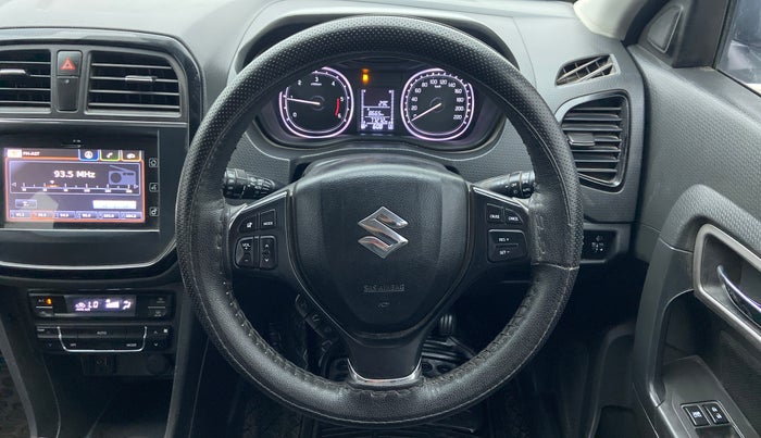 2017 Maruti Vitara Brezza ZDI PLUS, Diesel, Manual, 77,323 km, Steering Wheel Close Up