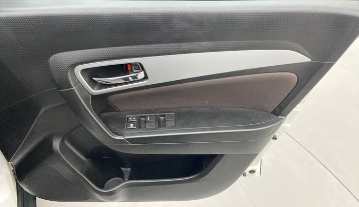 2022 Toyota URBAN CRUISER Premium AT, Petrol, Automatic, 5,613 km, Driver Side Door Panels Control