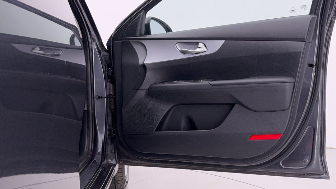 2023 Kia Cerato S, Automatic, 75521 km, Speaker View