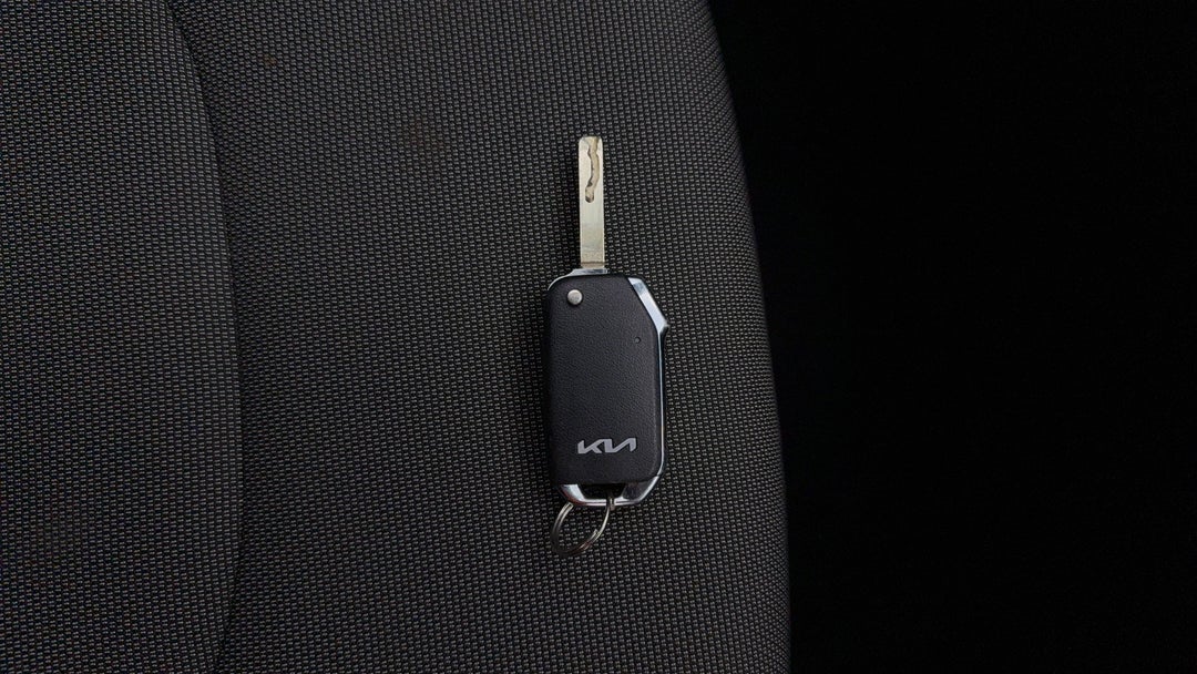 2023 Kia Cerato S, Automatic, 75521 km, Key Close-up