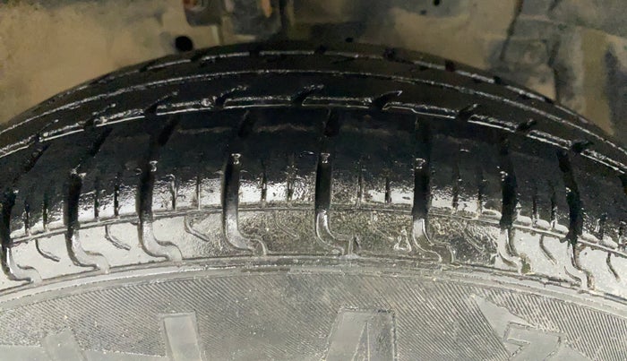 2012 Maruti Swift Dzire VXI, Petrol, Manual, 93,869 km, Right Front Tyre Tread