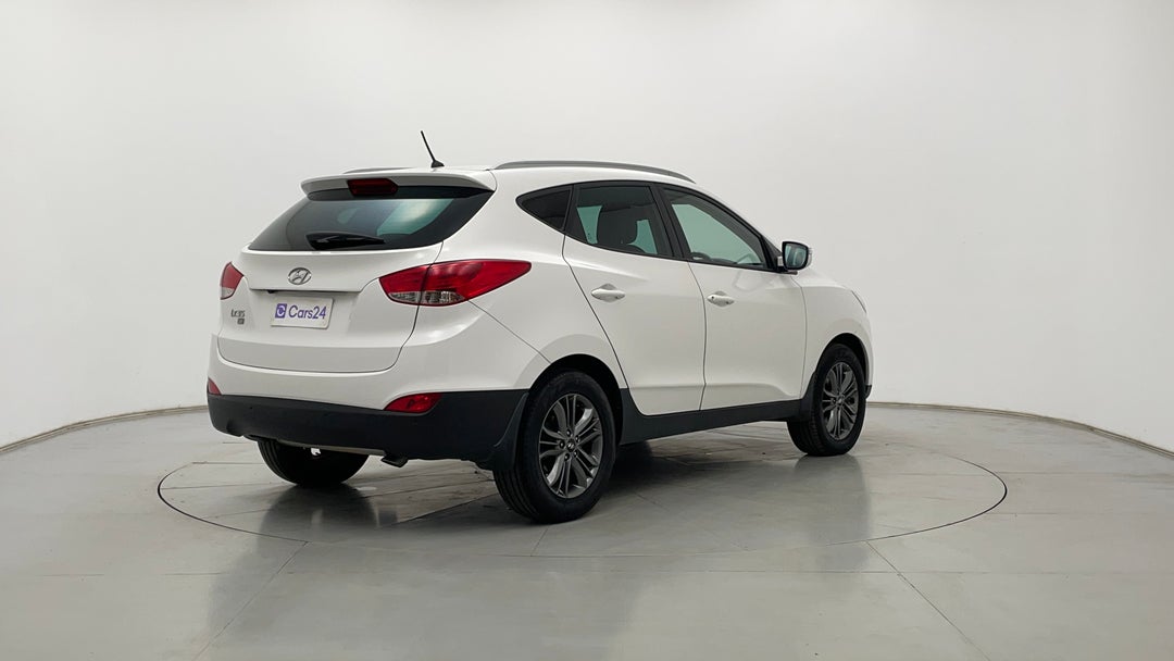 Right Back Diagonal (45- Degree) View