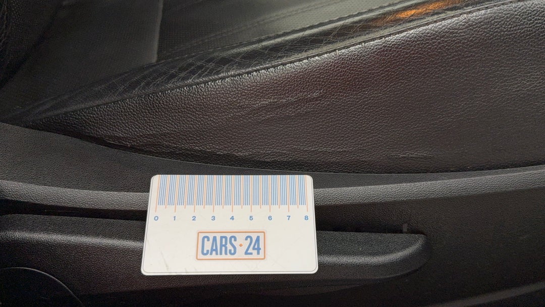 Seats Front RHS Wear