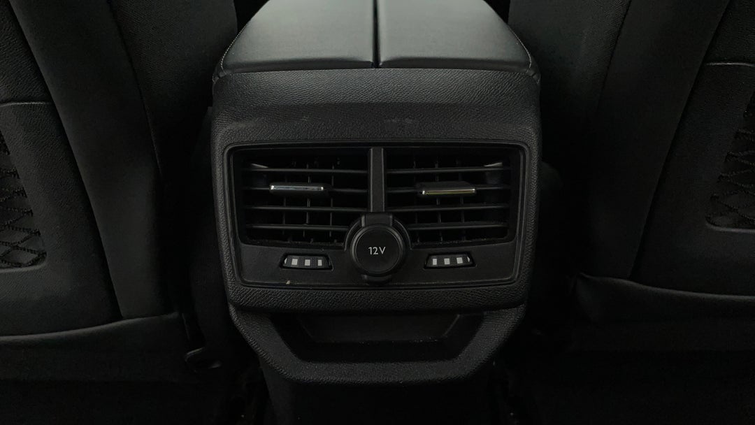 Rear A/C Vent