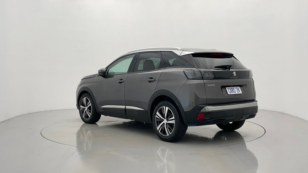 Left Back Diagonal (45- Degree) View