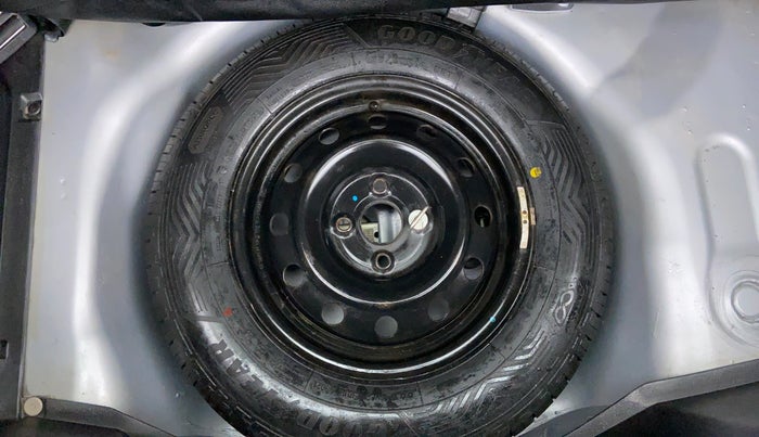 2013 Maruti Swift VXI D, Petrol, Manual, 45,518 km, Spare Tyre