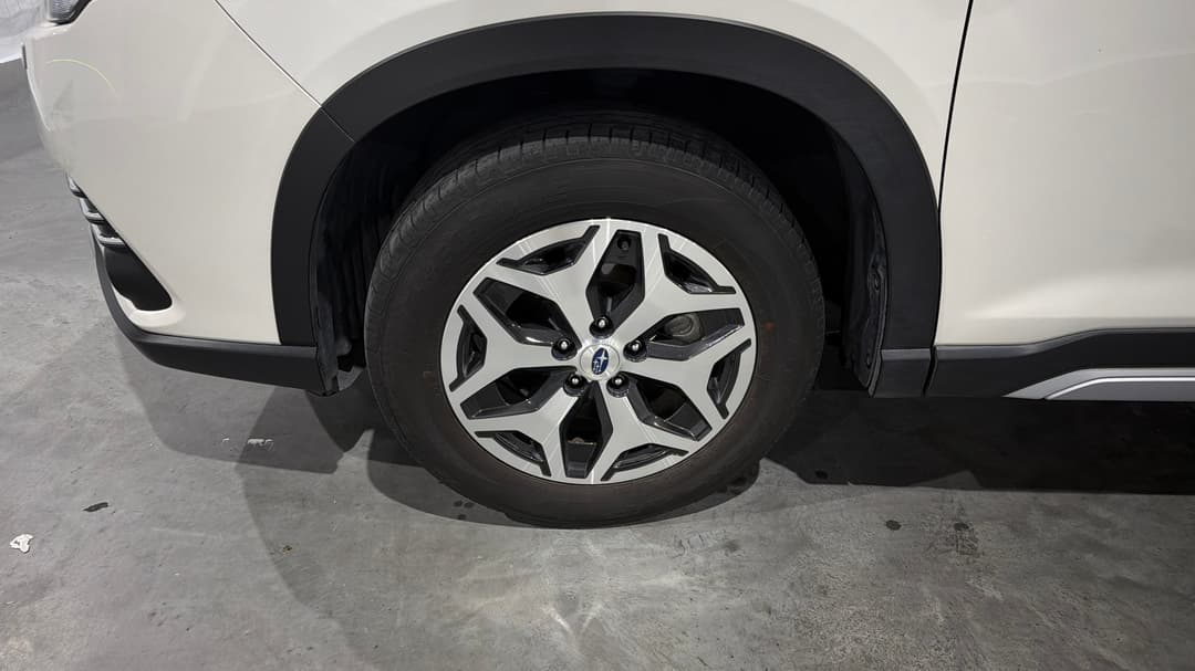 2023 Subaru Forester Hybrid L (AWD), Automatic, 46759 km, Left Front Wheel