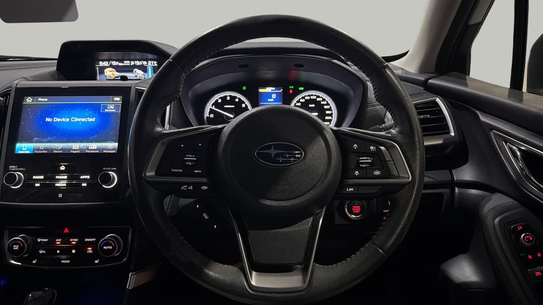 2023 Subaru Forester Hybrid L (AWD), Automatic, 46759 km, Steering Wheel Close-up