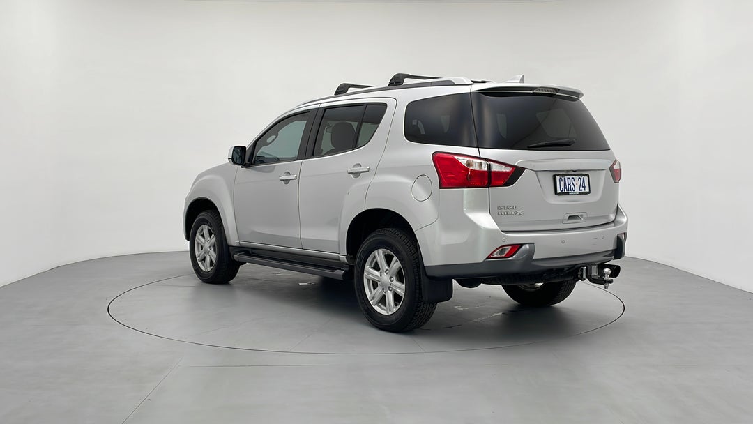 Left Back Diagonal (45- Degree) View