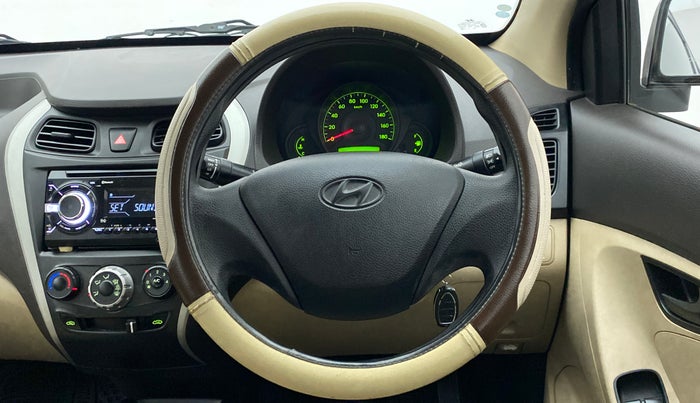 2017 Hyundai Eon ERA +, Petrol, Manual, 37,111 km, Steering Wheel Close Up