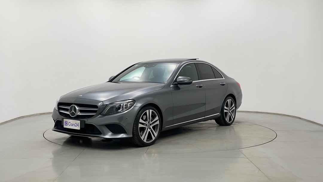 Left Front Diagonal (45- Degree) View