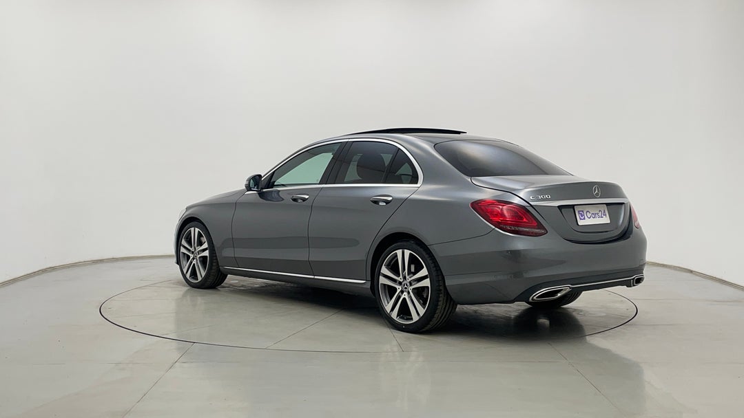 Left Back Diagonal (45- Degree) View