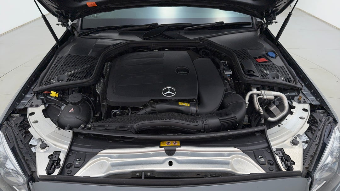 Open Bonnet (Engine)