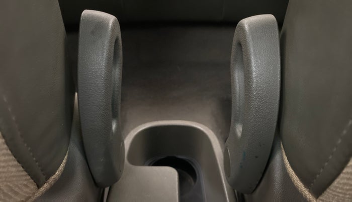 2012 Hyundai i10 SPORTZ 1.2 KAPPA2, Petrol, Manual, 47,916 km, Driver Side Adjustment Panel