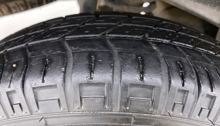2019 Maruti Eeco 5 STR WITH AC PLUSHTR, Petrol, Manual, 12,967 km, Right Rear Tyre Tread