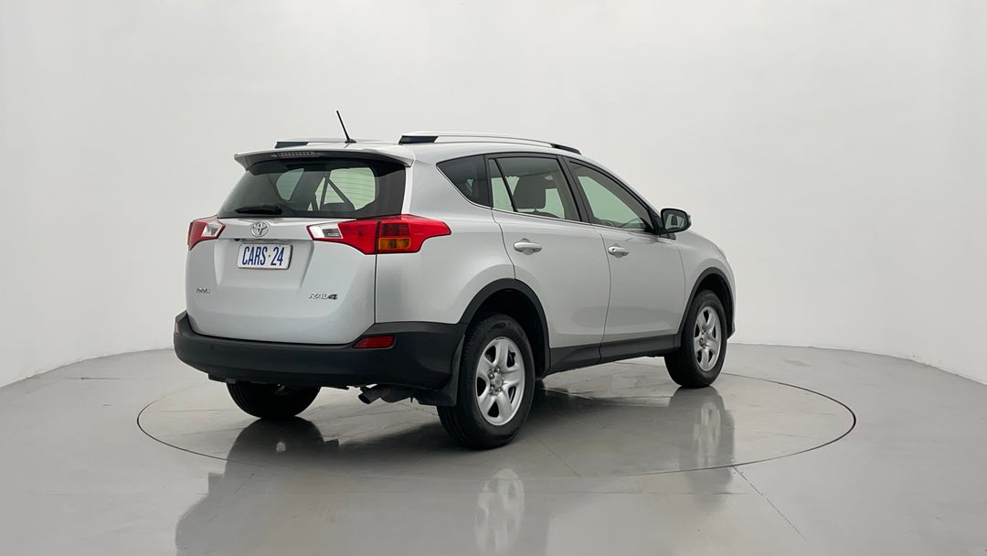 Right Back Diagonal (45- Degree) View