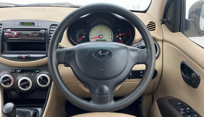 2009 Hyundai i10 MAGNA 1.2, Petrol, Manual, 1,10,528 km, Steering Wheel Close Up
