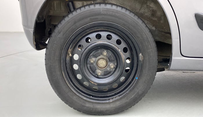 2011 Maruti Wagon R 1.0 VXI, Petrol, Manual, 75,443 km, Right Rear Wheel
