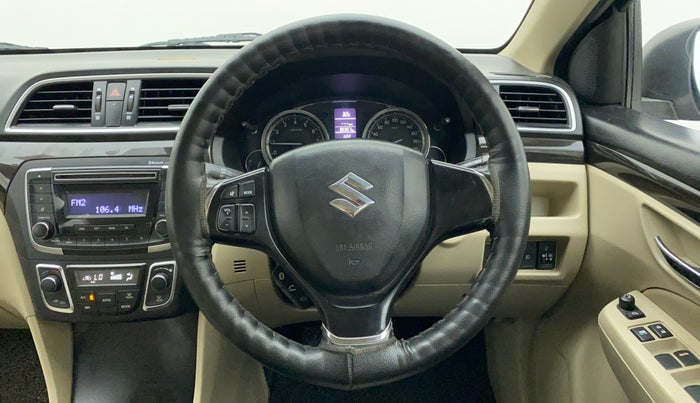 2015 Maruti Ciaz ZXI, Petrol, Manual, 90,356 km, Steering Wheel Close Up