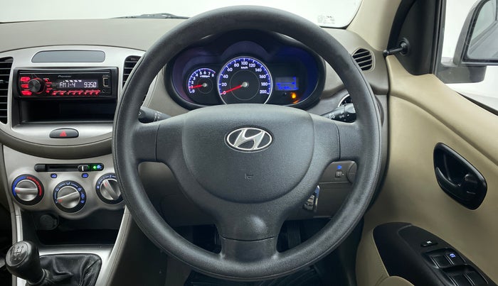 2014 Hyundai i10 MAGNA 1.1 IRDE2, Petrol, Manual, 33,799 km, Steering Wheel Close Up