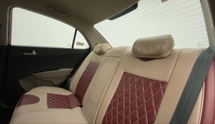 2014 Hyundai Xcent S 1.2, Petrol, Manual, 72,159 km, Right Side Rear Door Cabin