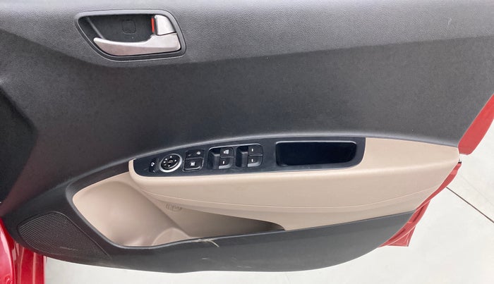 2014 Hyundai Xcent S 1.2, Petrol, Manual, 72,159 km, Driver Side Door Panels Control