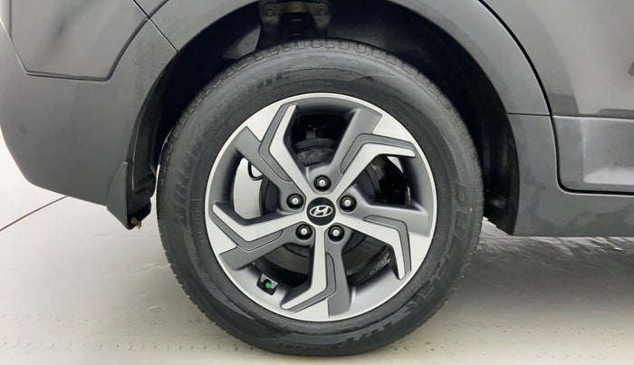 2018 Hyundai Creta 1.6 SX AT CRDI, Diesel, Automatic, 29,856 km, Right Rear Wheel