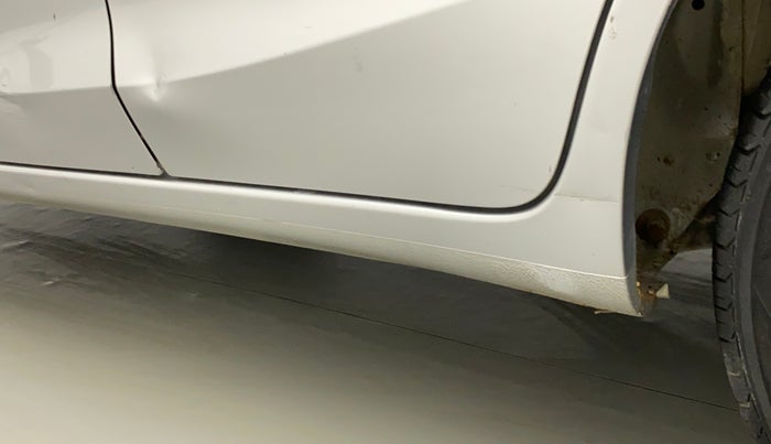 2012 Honda Brio E MT, Petrol, Manual, 83,271 km, Left running board - Slight discoloration
