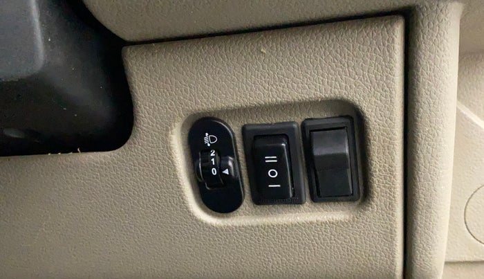 2017 Mahindra Thar CRDE 4X4 AC, Diesel, Manual, 45,807 km, Dashboard - Headlight height adjustment not working