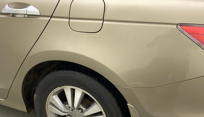 2010 Honda Accord 2.4L I-VTEC AT, Petrol, Automatic, 75,842 km, Left quarter panel - Slightly dented