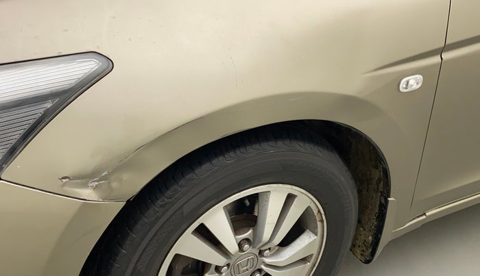 2010 Honda Accord 2.4L I-VTEC AT, Petrol, Automatic, 75,842 km, Left fender - Minor scratches