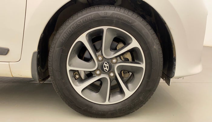 2018 Hyundai Grand i10 ASTA 1.2 KAPPA VTVT, Petrol, Manual, 33,623 km, Right Front Wheel