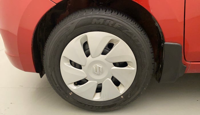 2014 Maruti Celerio VXI CNG, CNG, Manual, 1,03,454 km, Left Front Wheel