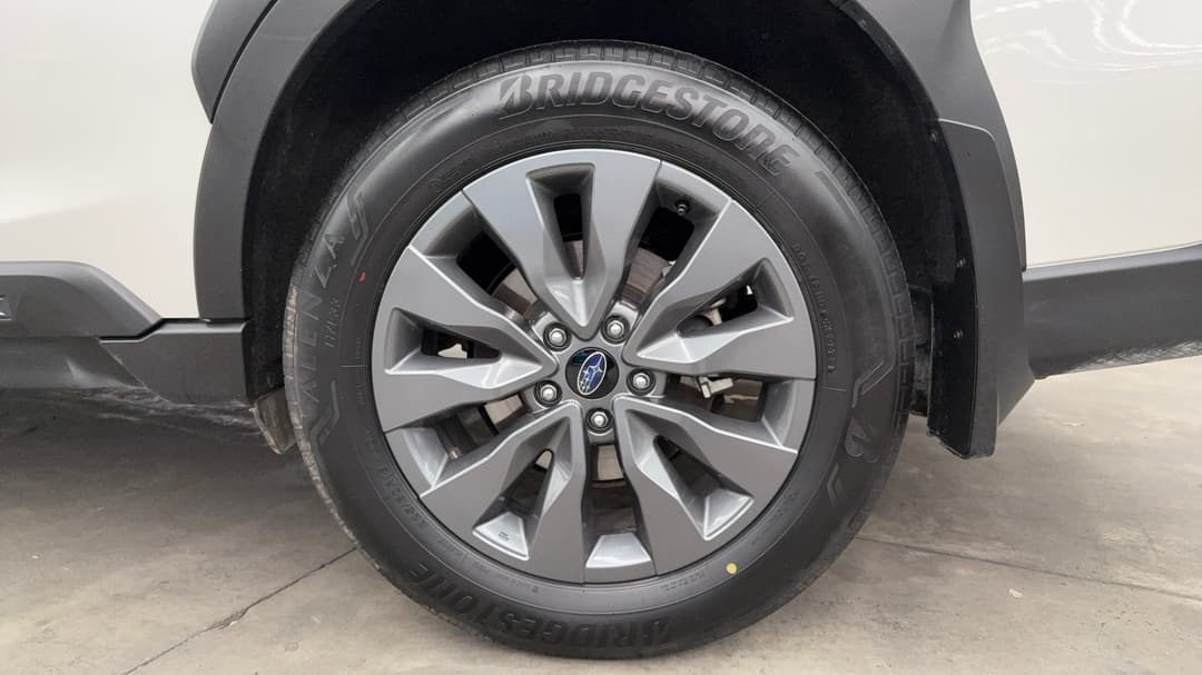 2023 Subaru Outback AWD, Automatic, 49665 km, Left Rear Wheel