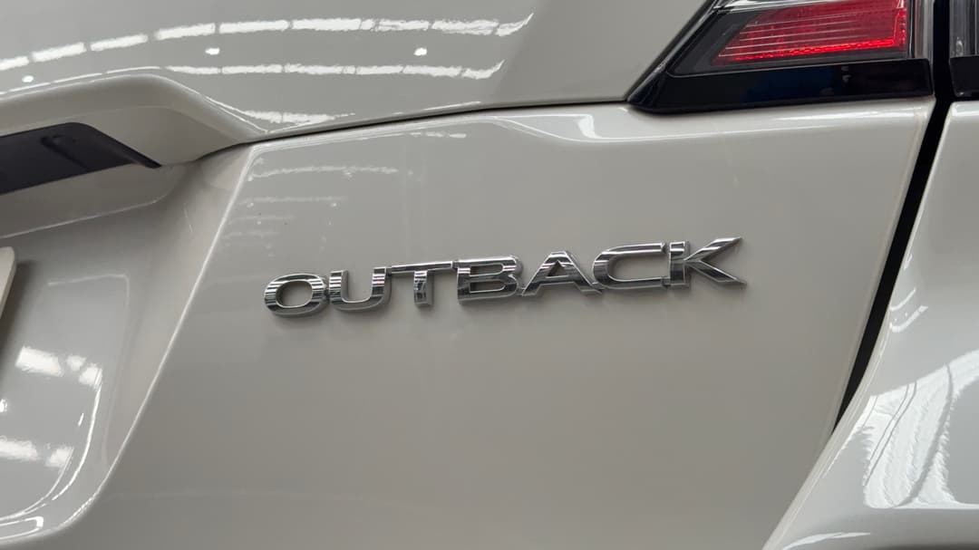 2023 Subaru Outback AWD, Automatic, 49665 km, Badge (Boot Right Side)