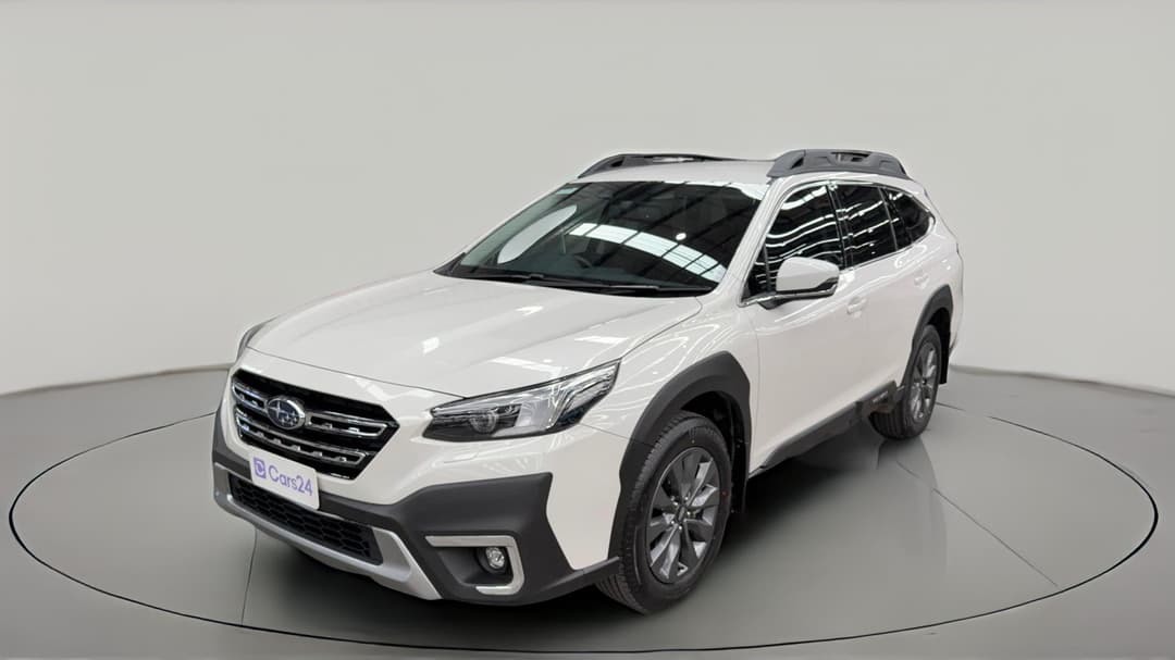 2023 Subaru Outback AWD, Automatic, 49665 km, Left Front Diagonal (45- Degree) View