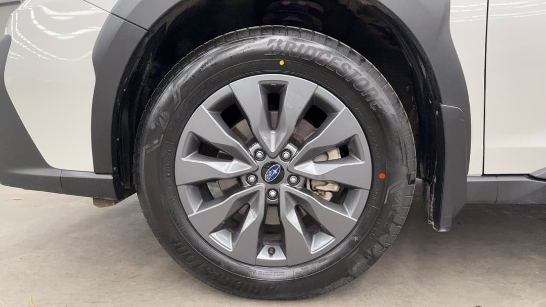 2023 Subaru Outback AWD, Automatic, 49665 km, Left Front Wheel