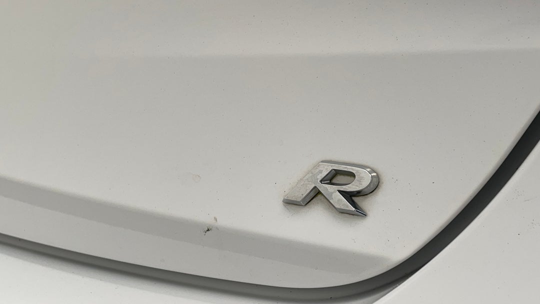 Badge (Boot Right Side)