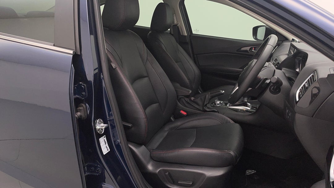 2016 Mazda 3 Sp25 Gt, Automatic, 74123 km, Right Side Front Door Cabin View