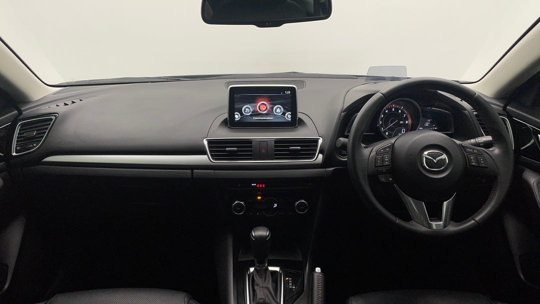 2016 Mazda 3 Sp25 Gt, Automatic, 74123 km, Dashboard View