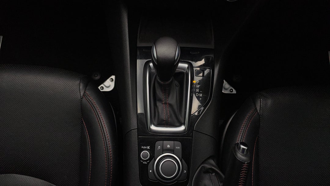 2016 Mazda 3 Sp25 Gt, Automatic, 74123 km, Gear Lever 