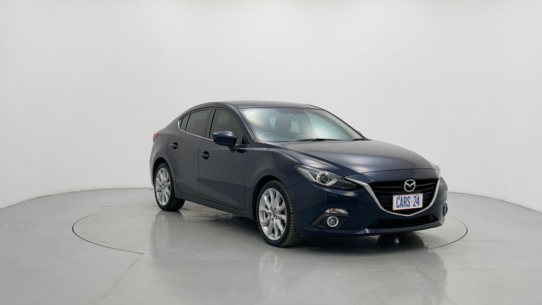 2016 Mazda 3 Sp25 Gt, Automatic, 74123 km, Right Front Diagonal (45- Degree) View