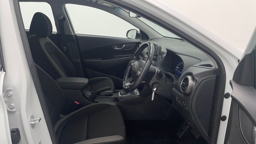 2020 Hyundai Kona Active (fwd), Automatic, 54523 km, Right Side Front Door Cabin View