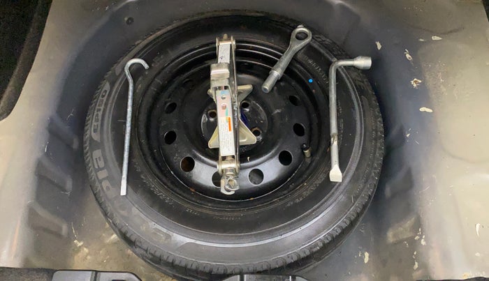 2018 Maruti Dzire VXI, Petrol, Manual, 62,621 km, Spare Tyre